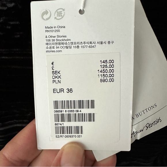 NWT Sz 6 & OTHER STORIES Black Velvet Open Back Midi Dress - Picture 10 of 11